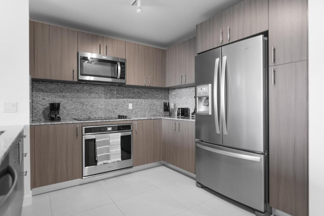 Cozy 1- 1 Bedroom Steps From Downtown Doral Park 마이애미 외부 사진